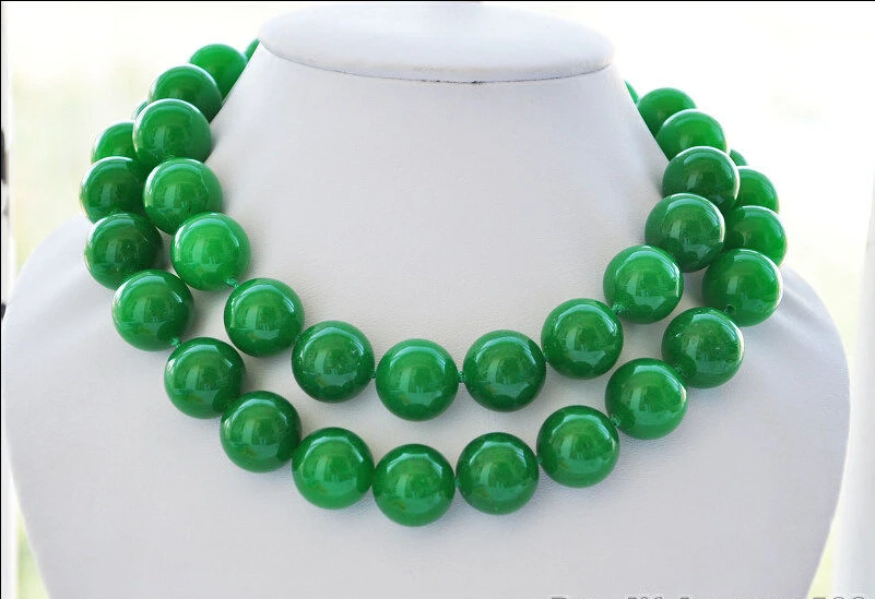 

FREE shipping>>>>BEAUTIFUL 32" 18mm nature round green Natural stone bead necklace