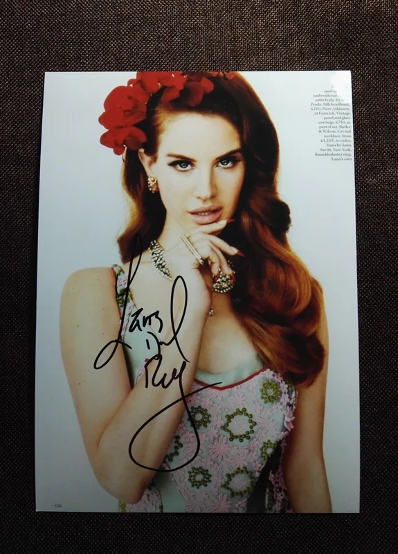 

hand signed Lana Del Rey autographed photo 5*7 free ship 12201805