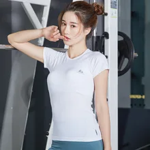 Новинка, летние тонкие спортивные футболки с круглым вырезом, женские футболки для занятий фитнесом, топы для отдыха, хлопковые рубашки с коротким рукавом