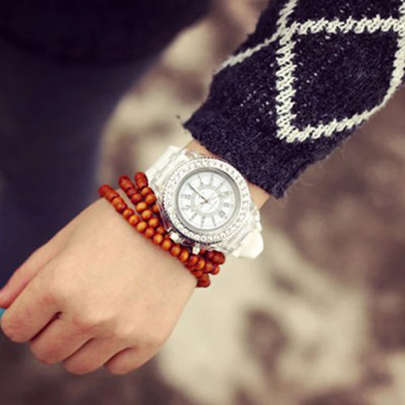 Luminous LED Children Watches Silicone Rubber Quartz Woman Man Wristwatch Glowing in the dark Bracelet Casual Clock for Kids