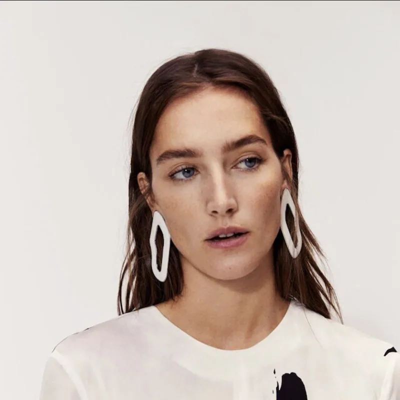 F.J4Z Women Gorgeous Earrings Fashion Nova Za Earrings Designer White Enamel Irregular Shape Big Earrings Aretes mujer