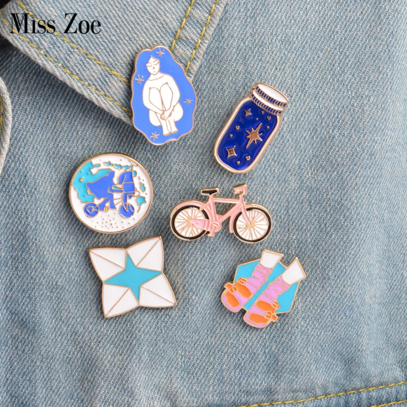 

6pcs/set Bike Wishing bottle Riding Girl Shoes Origami Game Shoes Brooch Pins Button Pin Denim Jacket Pin Badge Gift Jewelry