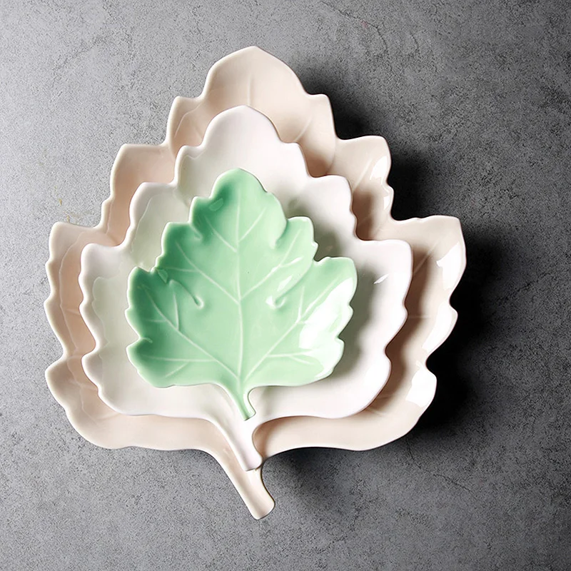 High Quality Made in Japan Dishes & Plates Ceramic Porcelain Pigmented Leaves Irregular 5 Inch Pastoral Cake Snack Bones Dish