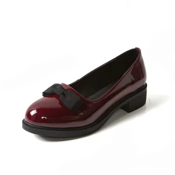

Lolita College style cute bow low-heeled shoes glossy patent leather shoes women.