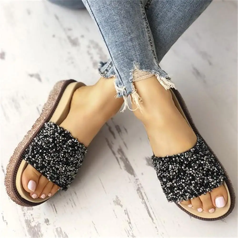 

Women Fashion Flats Sequin Crystal Open Toe Beach Slippers Roman Sandals female bling flat shoes big size 43 zapatos mujer 2019
