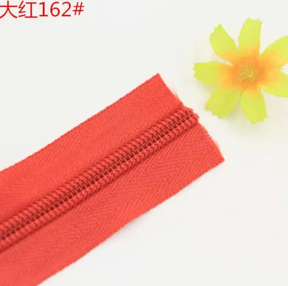 Durable Nylon Coil Zippers with Silver Sliders