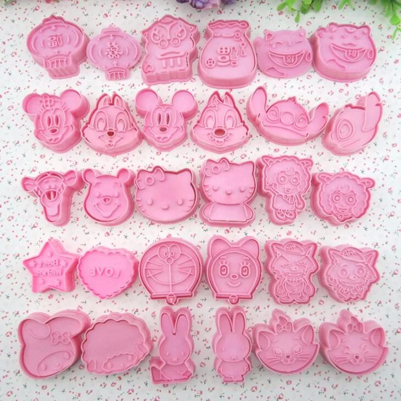 

18Pcs 3D Cartoon Animal Shap Cookies Tools Cookie Mould Cutter Baking Mold 3D Cartoon Biscuit DIY Tool Baking Plunger Cutter