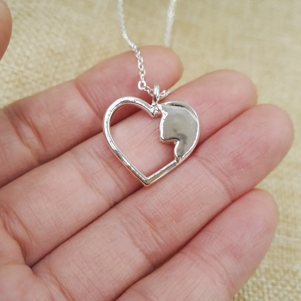 1pcs-drop-ship-Fashion-Jewelry-Heart-necklace-silver-plated-cat-Lovers-cat-Necklaces-lovers-christmas-gift (4)