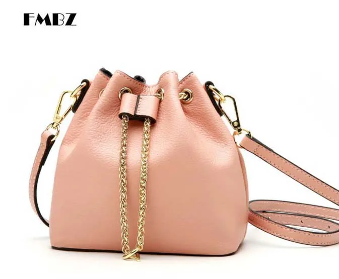 

2019 The new top layer cowhide women bag Fashion girl bucket bag Leather casual woman shoulder bag crossbody bags for women