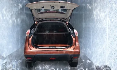 Интеллектуальная дверь в задней стенке автомобиля с электроприводом используется для BMW X1