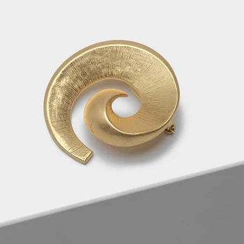 

Amorita boutique Gold spiral fashion brooches