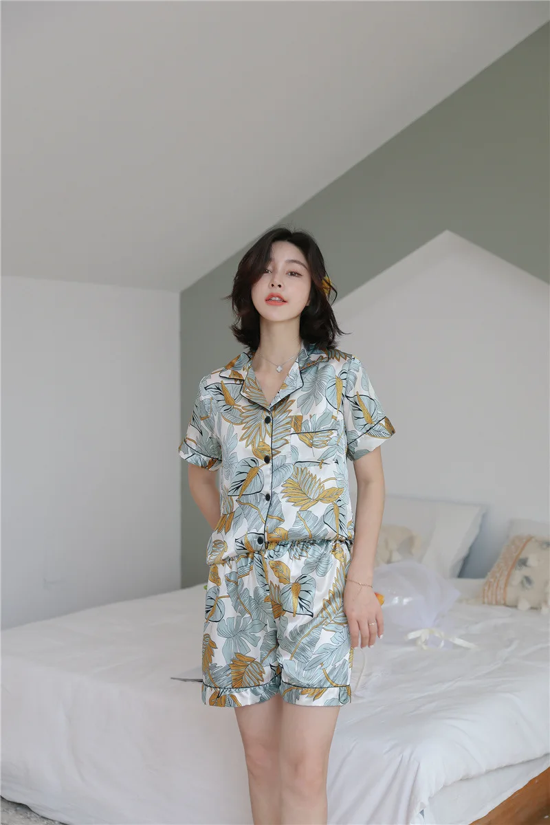 Летний ледяной шелк сладкий женская пижама комплект печати кнопка карман нагрудные короткий рукав топ + шорты шелковые пижамы Женская