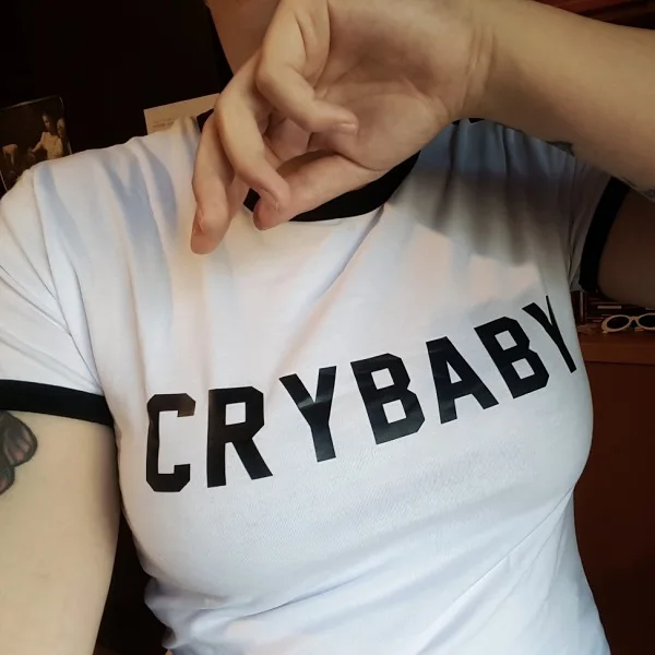 Cry/футболка для малышей; забавная футболка с надписью «Cry Baby»; футболка с графическим принтом Tumblr; модная Высококачественная футболка унисекс; Прямая поставка