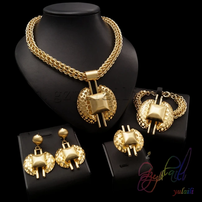 

Free Shipping Hot Gold Color Chunky Jewelry set Wedding African Jewelry Sets Fashion Jewellery set for Bridal