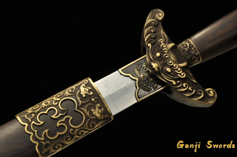 Full Handmade Chinese Qianlong Sword Folded Damascus Steel Sharp Edge Pure Brass Fitting