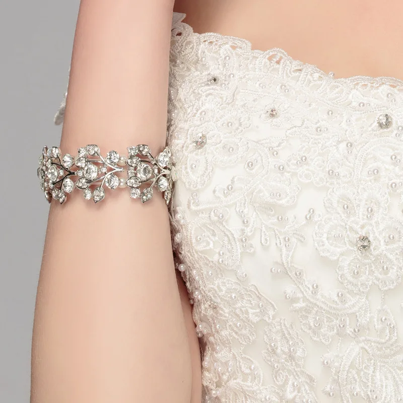 SLBRIDAL модный шарм растягивающийся Кристальный стразы жемчужный Лист Модный женский браслет девушки браслет для невесты