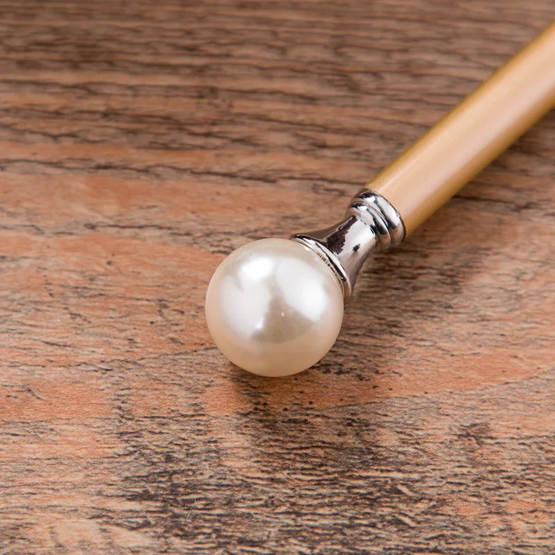 Kawaii-Ballpoint-Pen-Fashion-Girl-pearl-Metal-Pen-Material-Escolar-Bolis-Escolares-Novelty-for-Writing-Stationery (3)