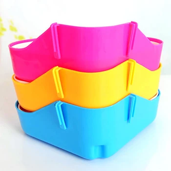 Hamster Toilet Rabbit triangle toilet large bird cages for parrots bird toilet Cony Totoro Guinea pig toilet Candy color 3
