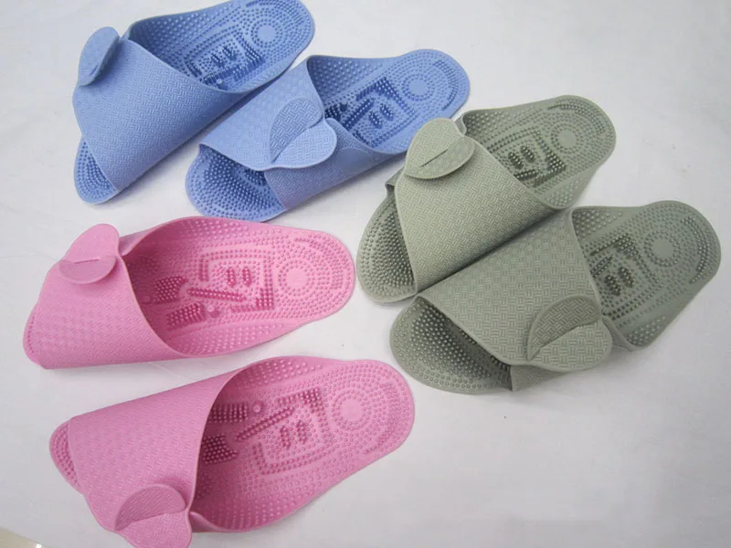 Wholesale-100-pairs-lot-silicone-massage-slippers-foldable-traveling-hotel-slippers-home-Casual-Ladies-Flat-Slippers (5)