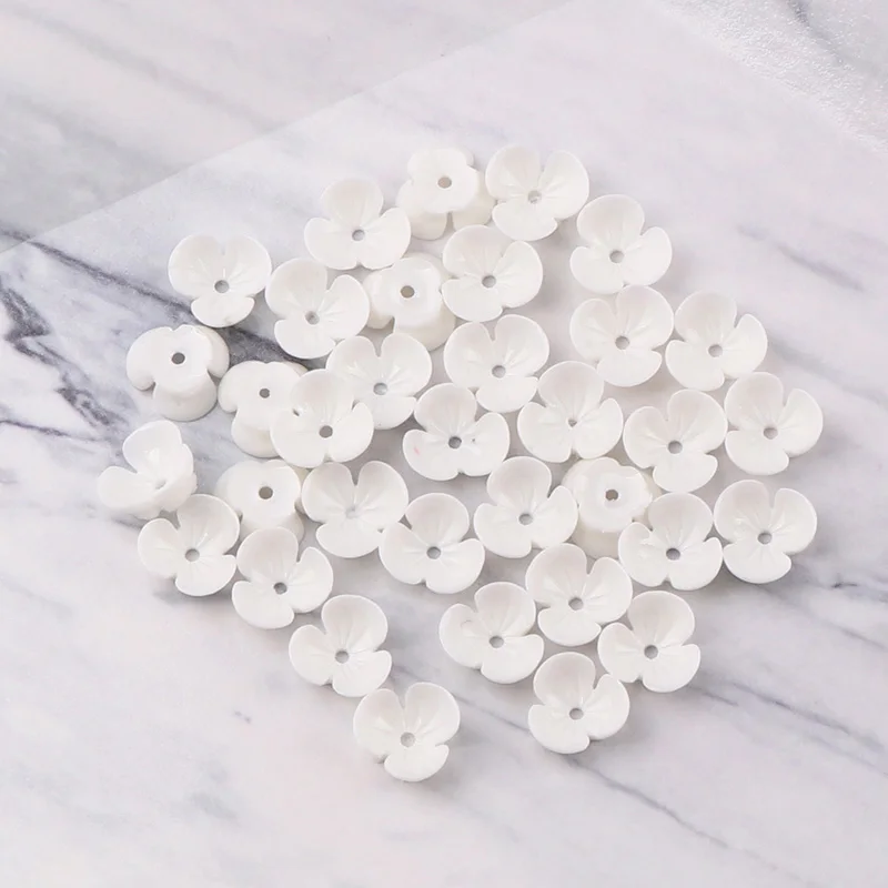 

50Pcs White 3D Nail Charms Jewelry Shell Flower Design Decorations For Nails Stud DIY Glue Nail Art Stickers