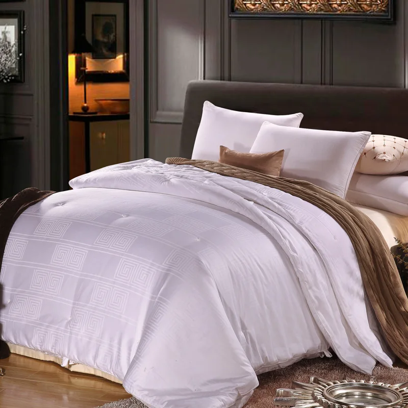 

2018 Solid Brief 100% Natural Mulberry Silk Comforters Stitching Quilt Summer Winter Satin Cotton Fabric Customizing Size