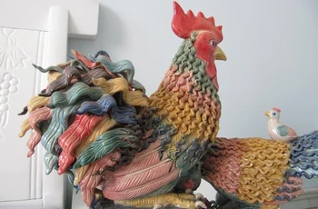 

Chinese royal superb Wu Cai porcelain mother chick with rooster chook one Home