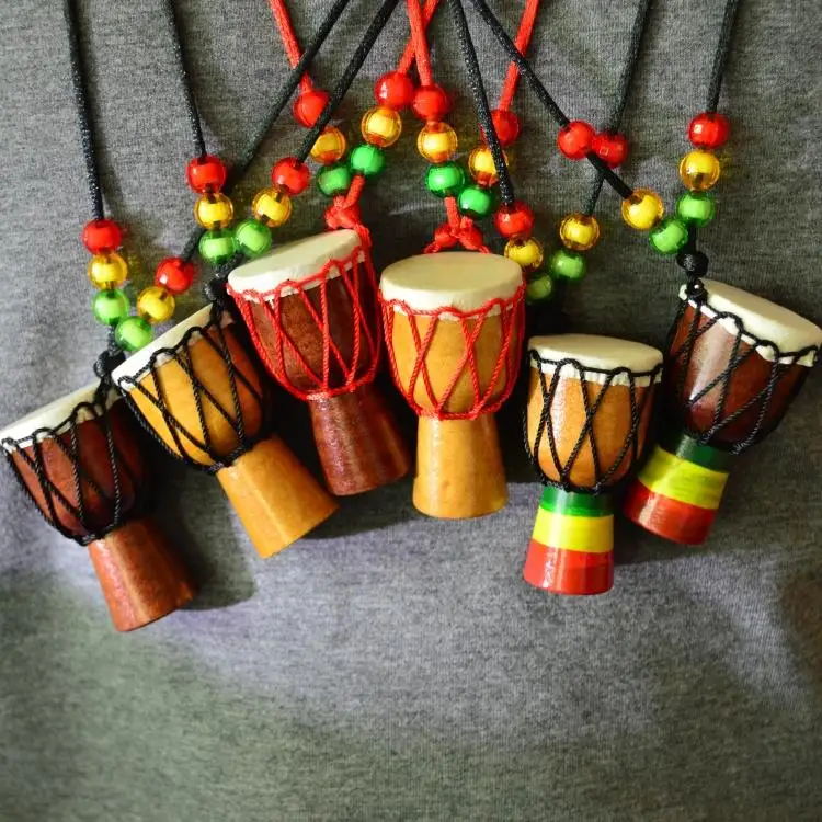 

1.5 Inch Handmade Djembe Ornament Wooden Arfica Drum Necklace Tourist Souvenirs Gadget Collection Crafts 10pcs/lot DEC228