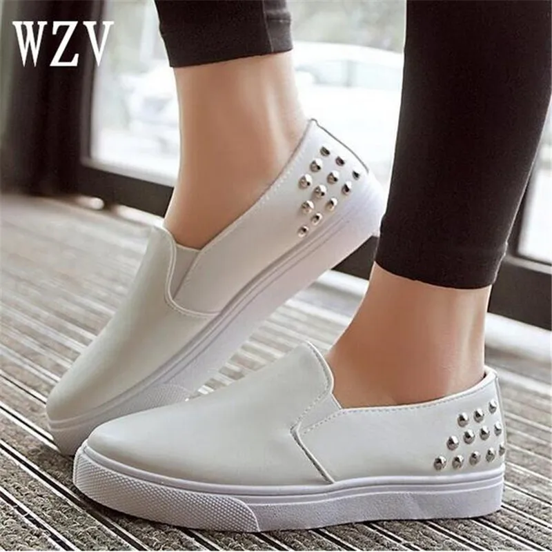 

2018 Spring Women Leather Loafers Fashion ballet flats white black Shoes Woman Slip On loafers boat shoes Moccasins E031