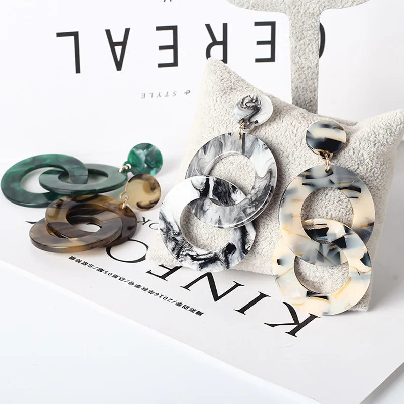 

Retro Japan Fashion Women Earrings Acetic Acid Leopard Green Long Earrings Creative Geometric Drop Earrings For Women Girls