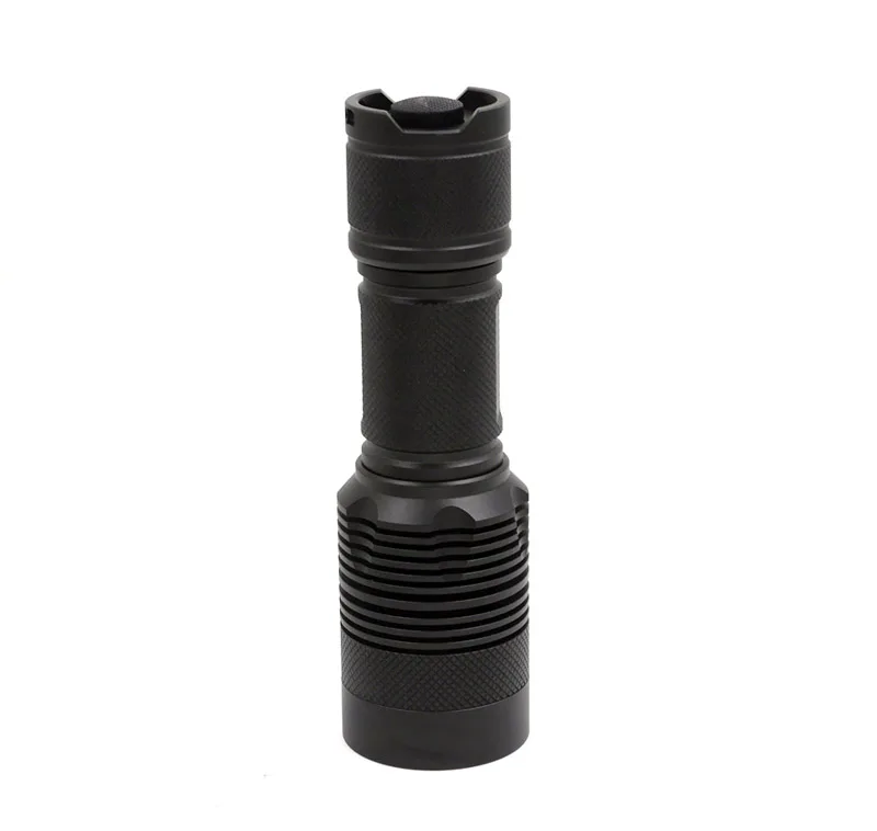 XH50.2 flashlight (12)