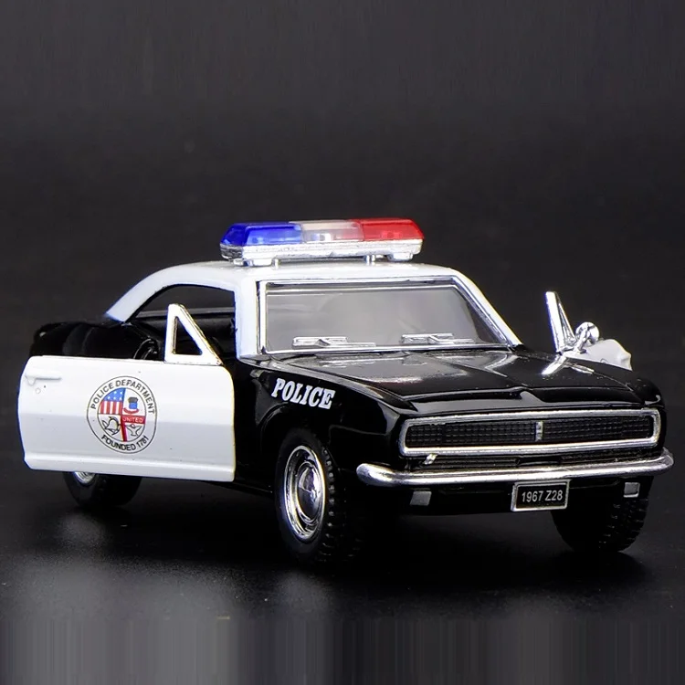 Высокая имитация изысканных литых и игрушечных автомобилей: KiNSMART автомобильный Стайлинг 1967 Chevrolet Camaro Z28 полицейская 1:38 модель автомобиля из сплава