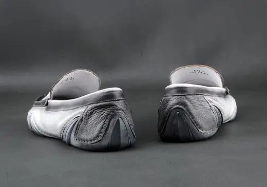 Новое поступление Горох обувь на плоской подошве из натуральной кожи без шнуровки сезон: весна–лето Лоферы для вождения автомобиля Евро Размер 43