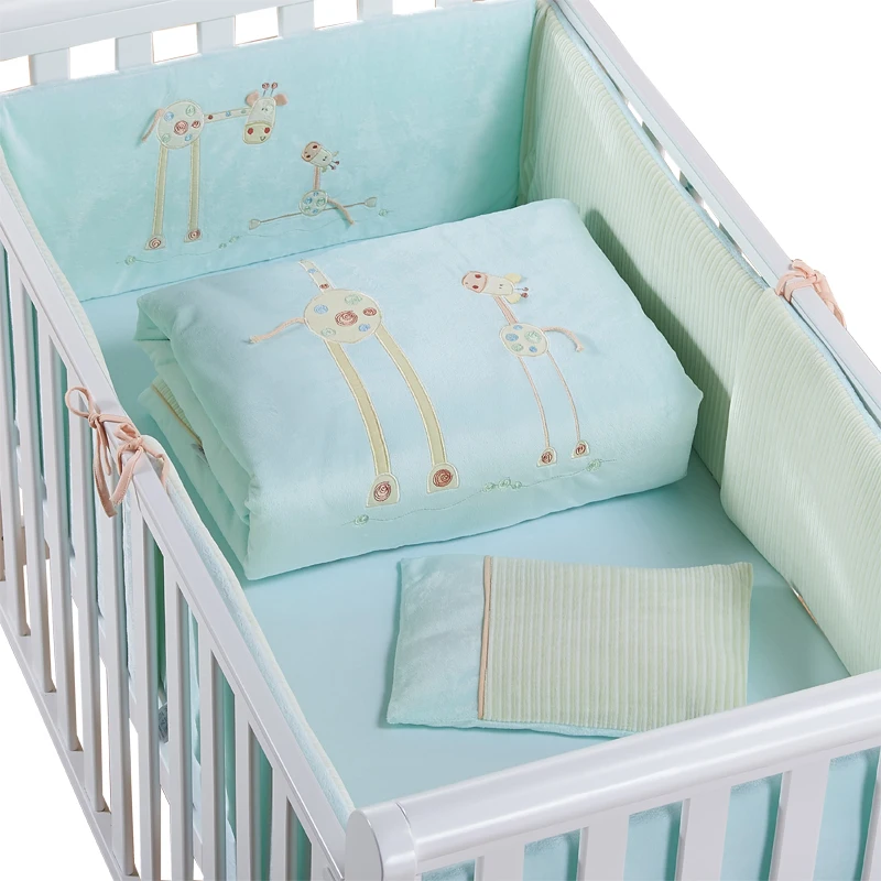 cot bed quilt size