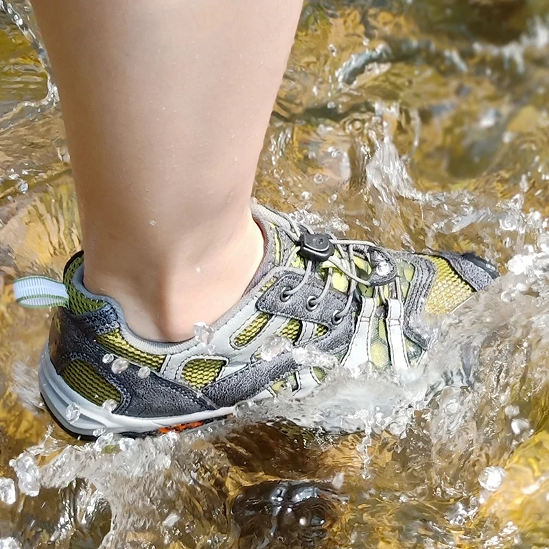 

Clorts Breathable Aqua Outdoor Shoes Quick-drying Upstream Shoes Summer Water Sneakers for Men WT-24