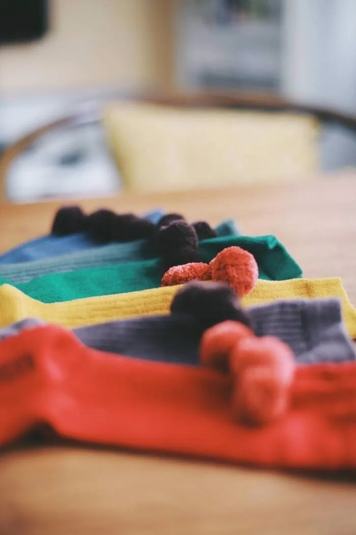 Baby Cotton Socks With Pom Pom Newborn Boys Ins Kids Keep Warm Socks Girls MiddleKnee Socks 0-5Years Size with Candy 6 Colors (3)