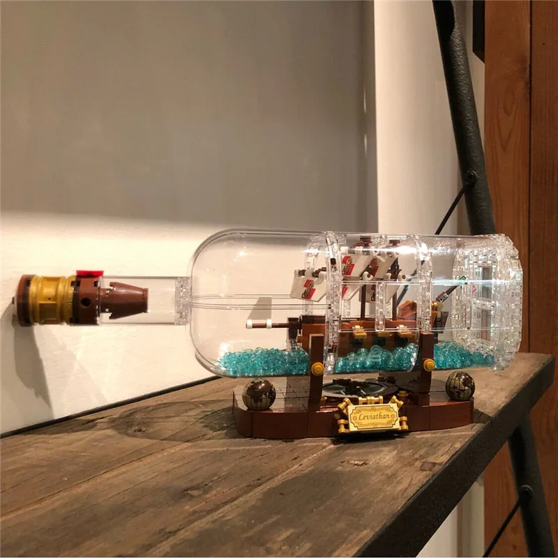 

Lepin 16051 1078PCS Movie Series Ship In A Bottle Sets Model Building Blocks Bricks Toys For Children Compatible With 21313