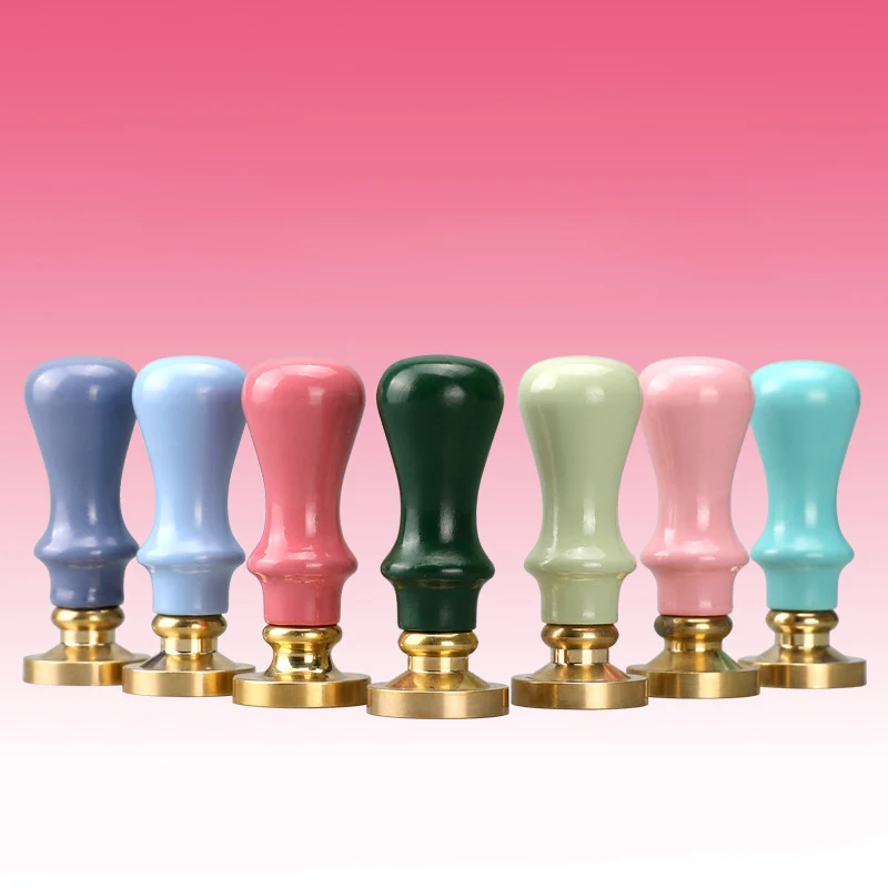 

1Pcs high quality vintage wooden handle Portable mini wax seal stamp accessories only with wooden handle 5.5 cm