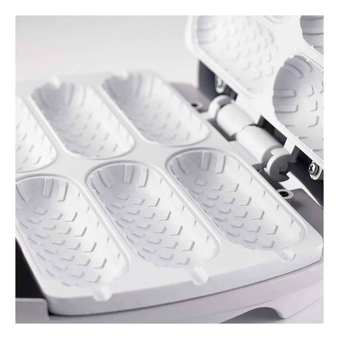 Сосисочница электрическая Galaxy GL 2955 (Мощность 850 Вт, пластиковый корпус, антипригарное покрытие, индикатор работы)