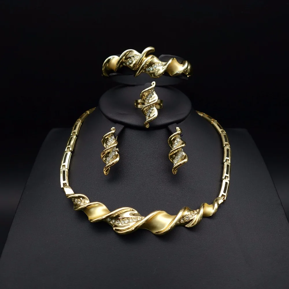 

Fashion women Bridal Dubai gold plated wedding jewelry sets African beads accessories exaggerate Necklace Bangle earrings Ring