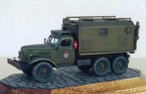 

1:72 Former Soviet Union Gil 157 Command Car Model Panel Military Model