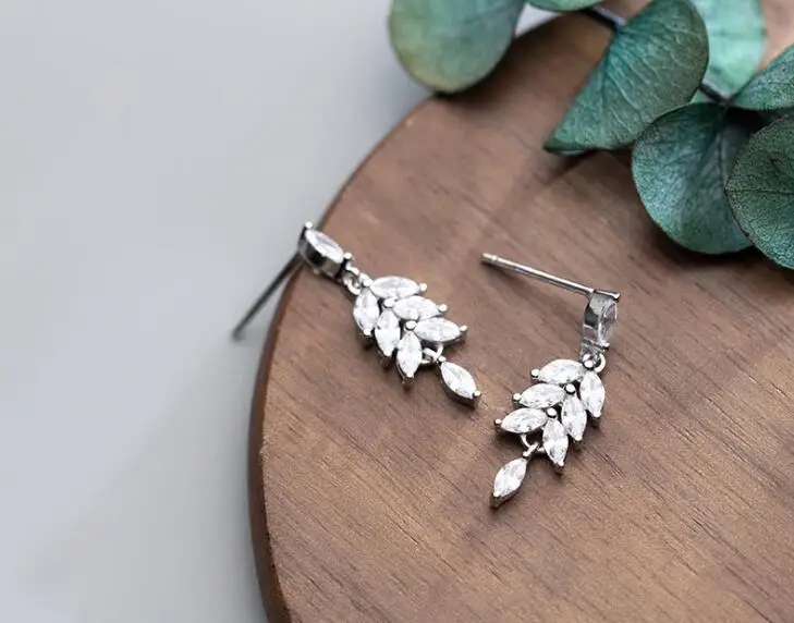 

1pair Authentic 100% REAL. 925 Sterling SIlver Fine Jewelry Prong ZIRCONIA Branch Leaf dangle Earrings long women's GTLE2205