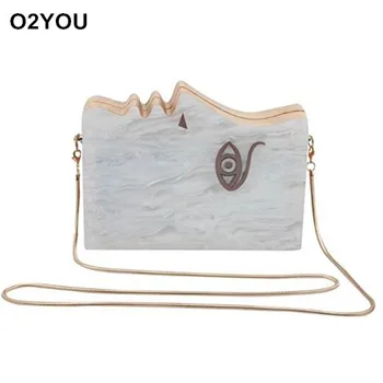 

2017 new hand stitching acrylic wood half face Mini hand bag chain personality on behalf of the dinner
