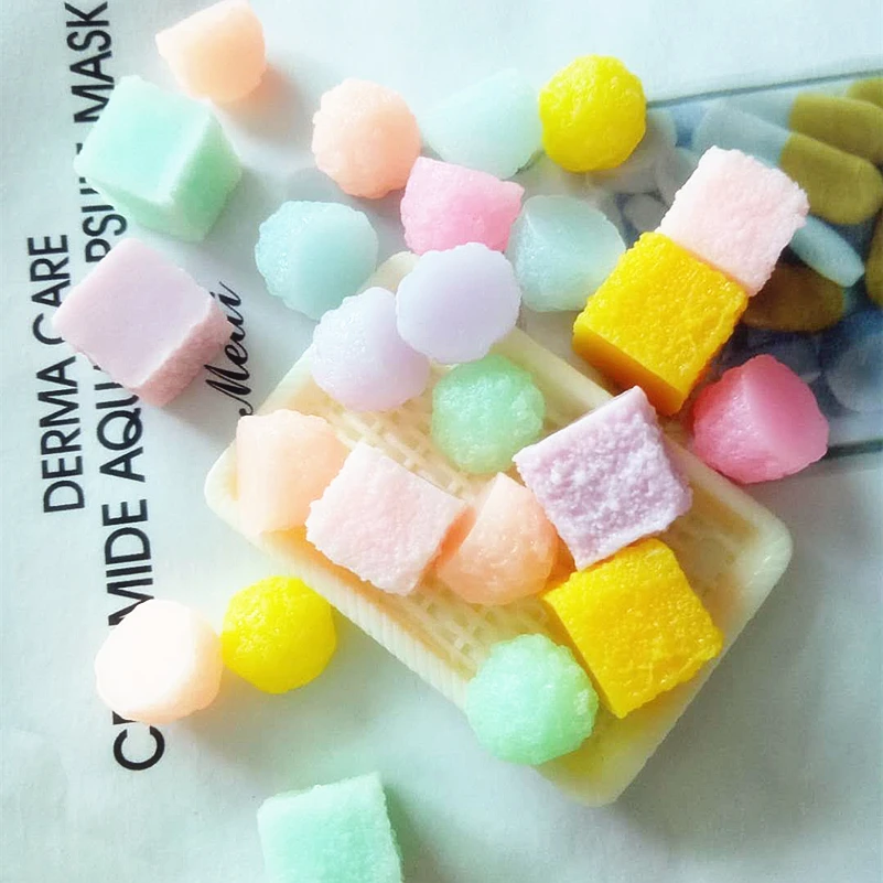 Candy resin cabochon