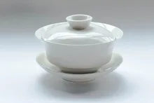 Chinesische Keramik Tee Dehua Tee-Set Weiß Porzellan Gaiwan Pu Er Jasmin Tee 180cc Drink Kaffee Tee-Sets Kostenloser Versand