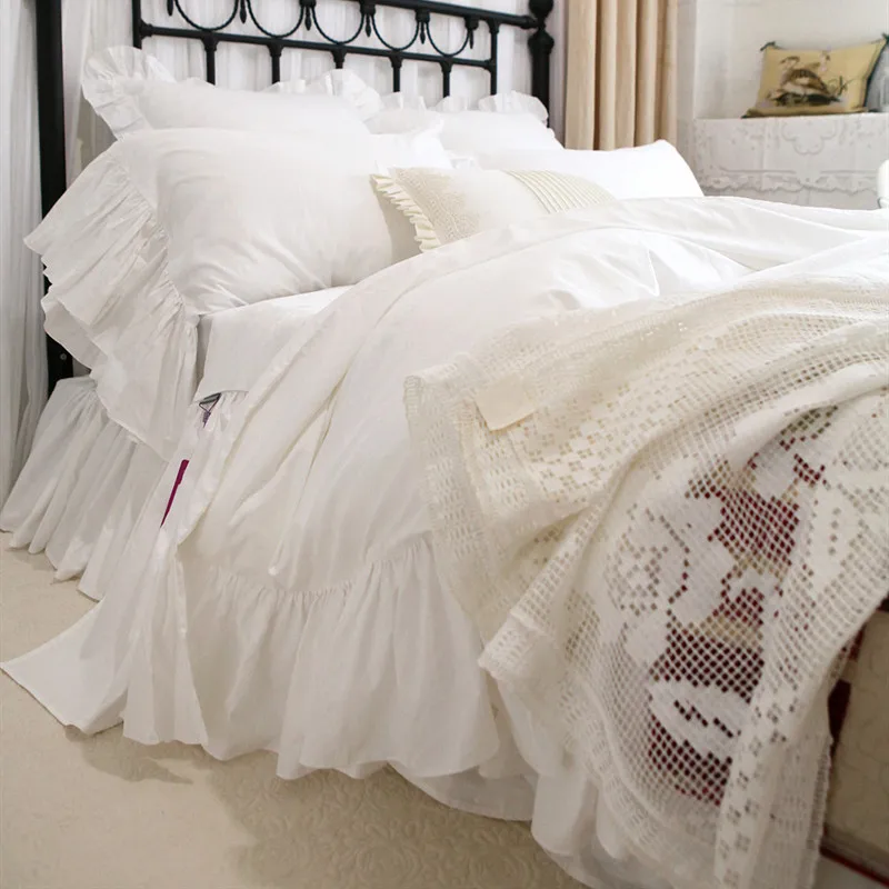 

Romantic big ruffle lace bedding set beautiful design bedding bed set satin cotton king bedding set quality duvet cover set