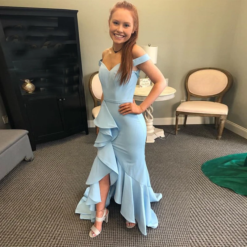 

Off The Shoulder Prom Dresses Boat Neck Light Blue Ruffles Formal Evening Dresses Party Dresses Front Split vestido de formatura