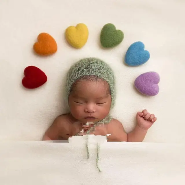 Newborn Photography Felt Love Shape Props Tiny Baby Girl Boy Photo Shoot Handmade Felt Heart Shaped Props 2
