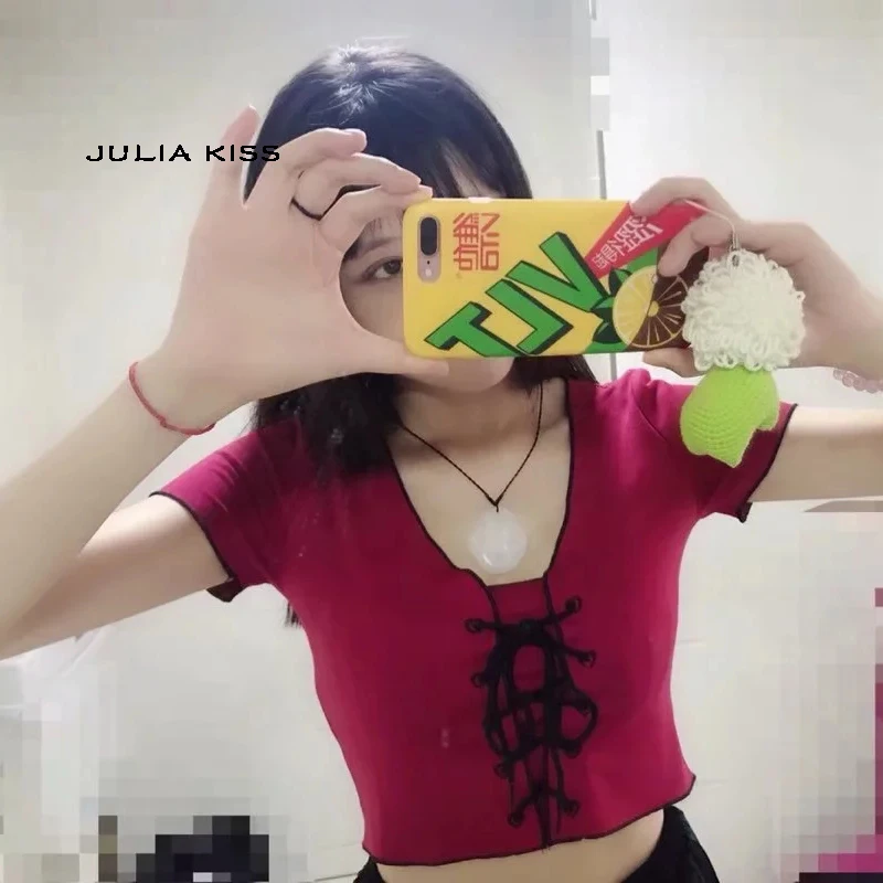 المرأة الخامس الرقبة الدانتيل يصل الجبهة المحملة قصيرة الأكمام المحاصيل أعلى المرأة الخامس الرقبة الدانتيل يصل الجبهة المحملة قصيرة الأكمام المحاصيل أعلى