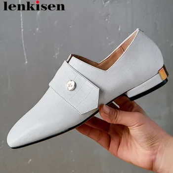 

Lenkisen original design natural leather low heels classic square toe British style comfortable Spring brand big size pumps L0f2