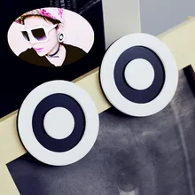 Модные большие круглые акриловые серьги-гвоздики для женщин, простые белые черные большие круглые серьги, модные аксессуары для ночного клуба